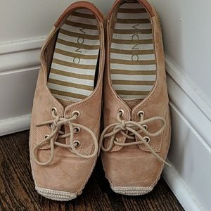 Vionic Espadrille Flats Size 6